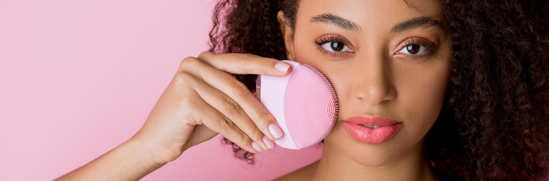 Facial Brushes Help You Exfoliate More Efficiently