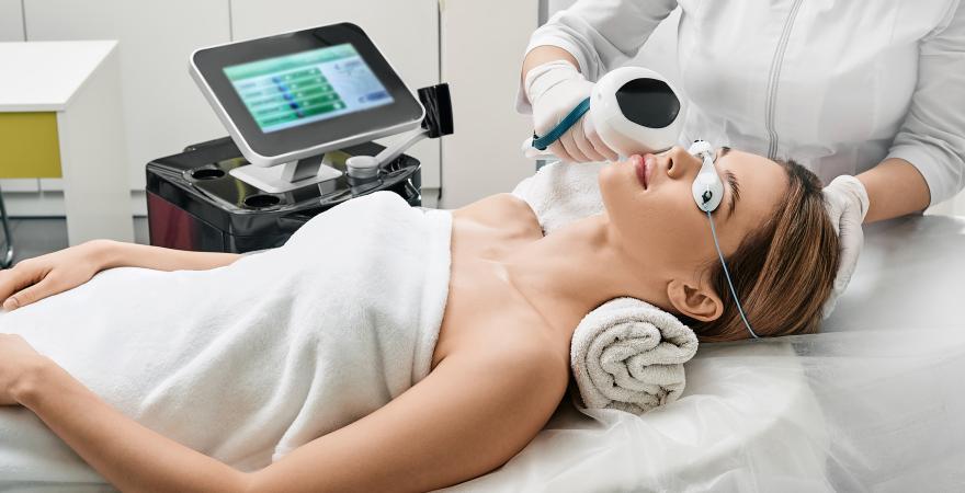 main of ntense Pulsed Light Therapy Helps Skin Without Resorting to Surgery